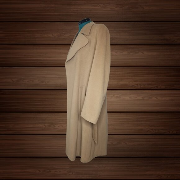 Foxwood Fashions Made in USA Beige 100% Wool Overcoat, Medium - Picture 11 of 14